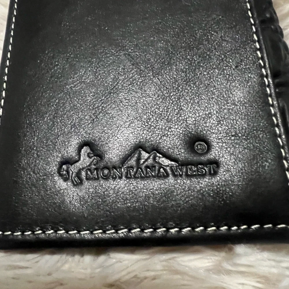 Montana West Black Wallet Holder with Textured Genuine Leather Design NWT​